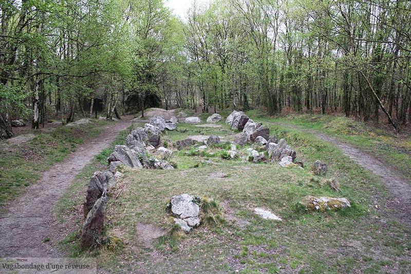 tumulus jardin aux moines 