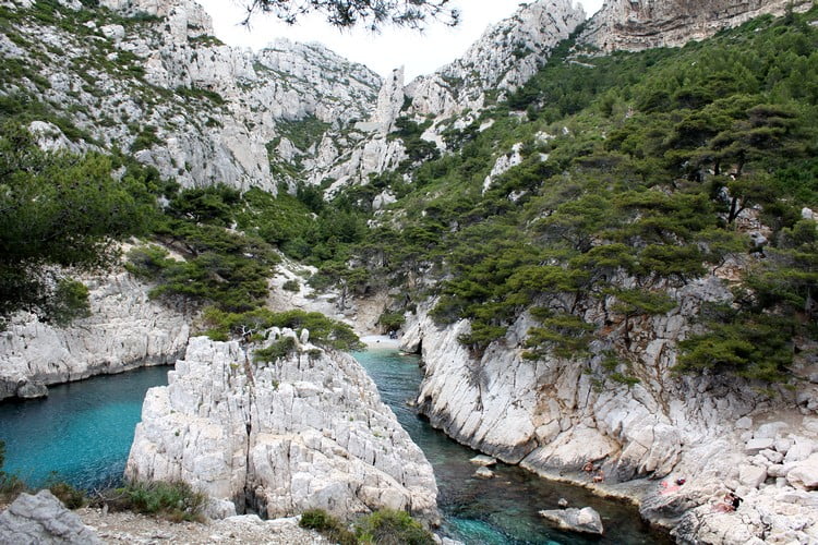 plage de la calanque de Sugition