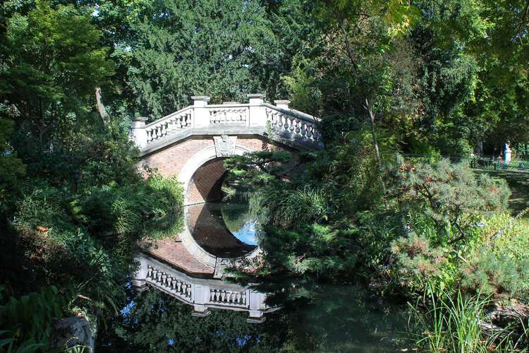 pont parc monceau