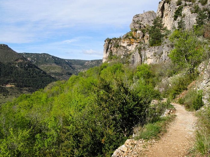 sentier en corniche gorges du Tarn